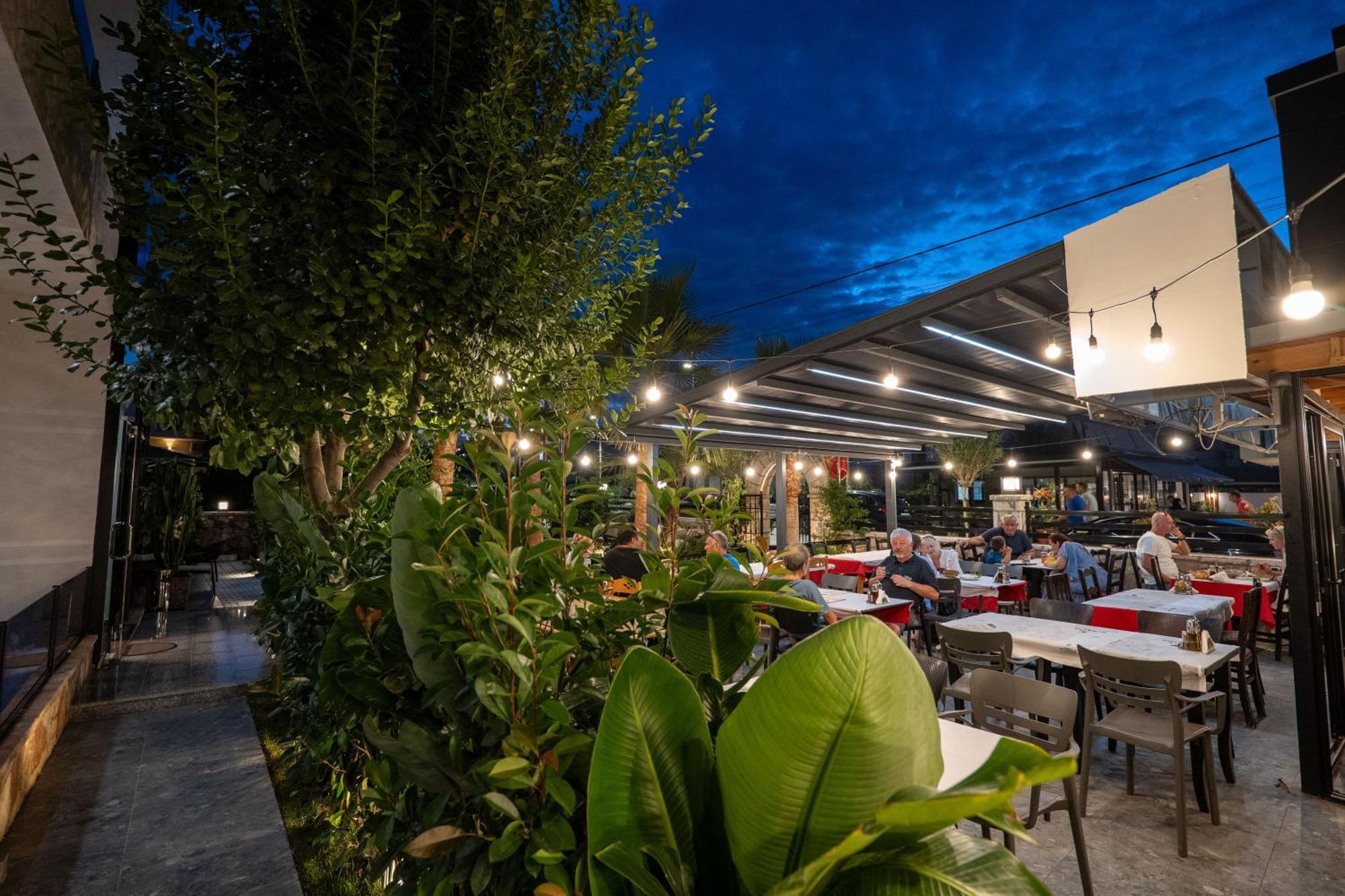 Eagle Hotel Ksamil